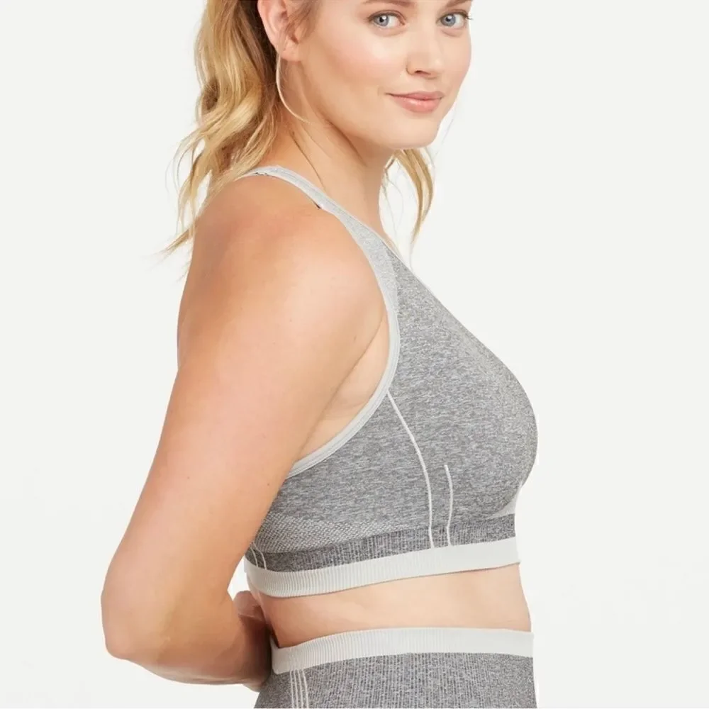 NWT Spanx Spacedye Cloudy Gray Seamless Sculpt Sports Bra S Padded Crisscross
